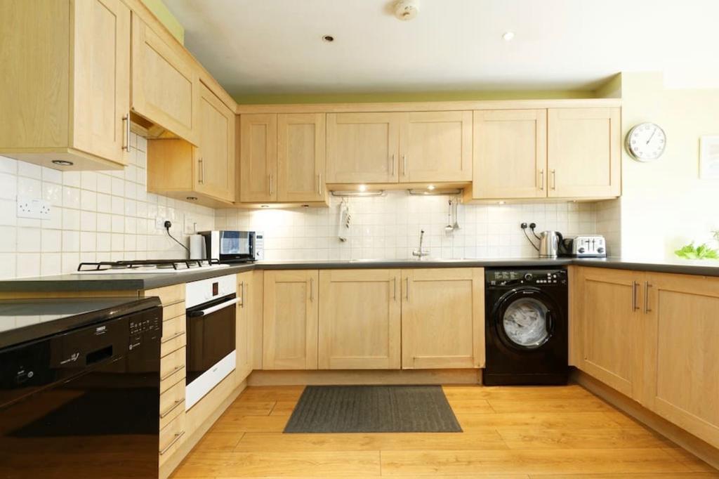 Lynbrook Grove Guesthouse 런던 외부 사진