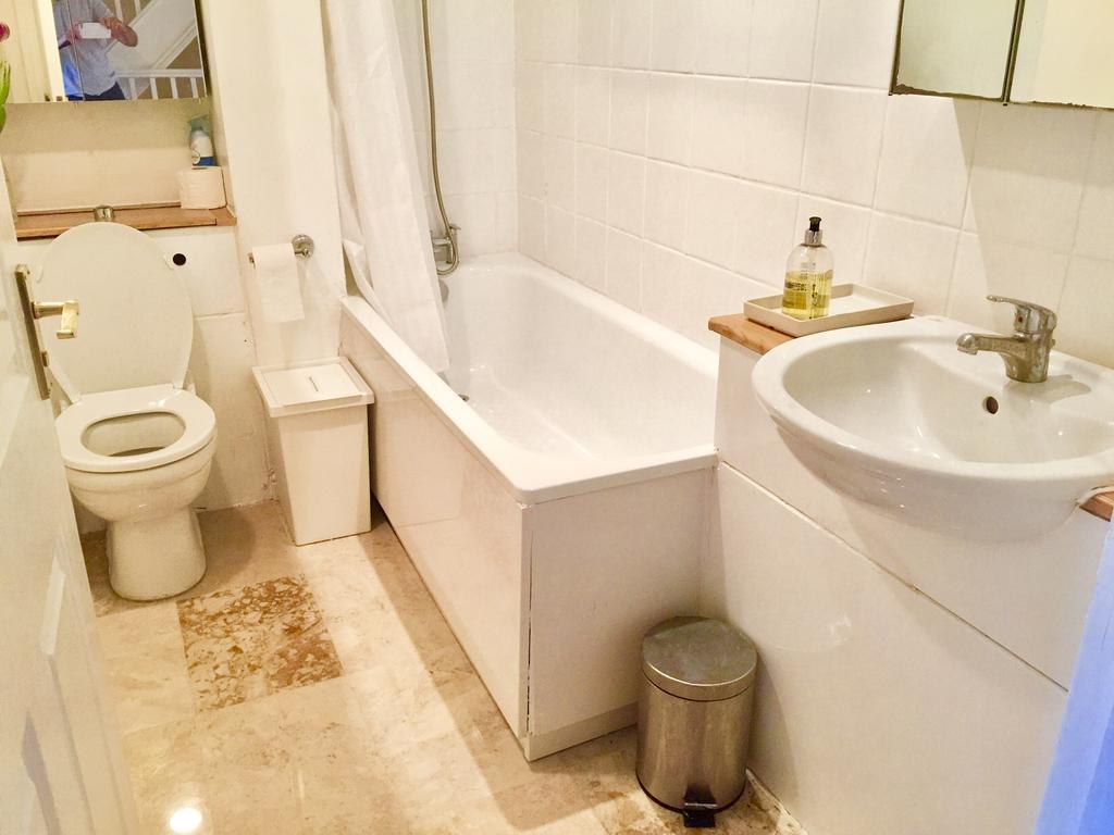 Lynbrook Grove Guesthouse 런던 외부 사진